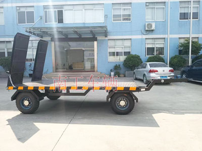 3吨带爬梯工业牵引九州网页版登录入口-九州（中国）4I.jpg