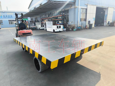 30吨重型九州网页版登录入口-九州（中国） 环保实心轮胎3I.jpg