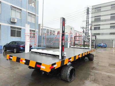 30T重型九州网页版登录入口-九州（中国） 带活动插装立柱工具拖车3I.jpg
