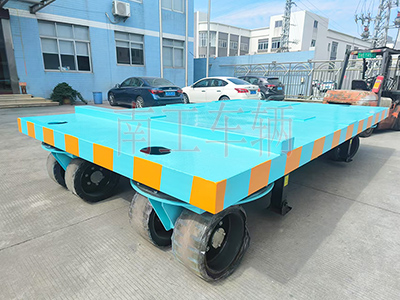 18吨重型九州网页版登录入口-九州（中国） 四个转盘工具拖车2I.jpg